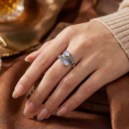 Vintage Protection Ring – Moonstone