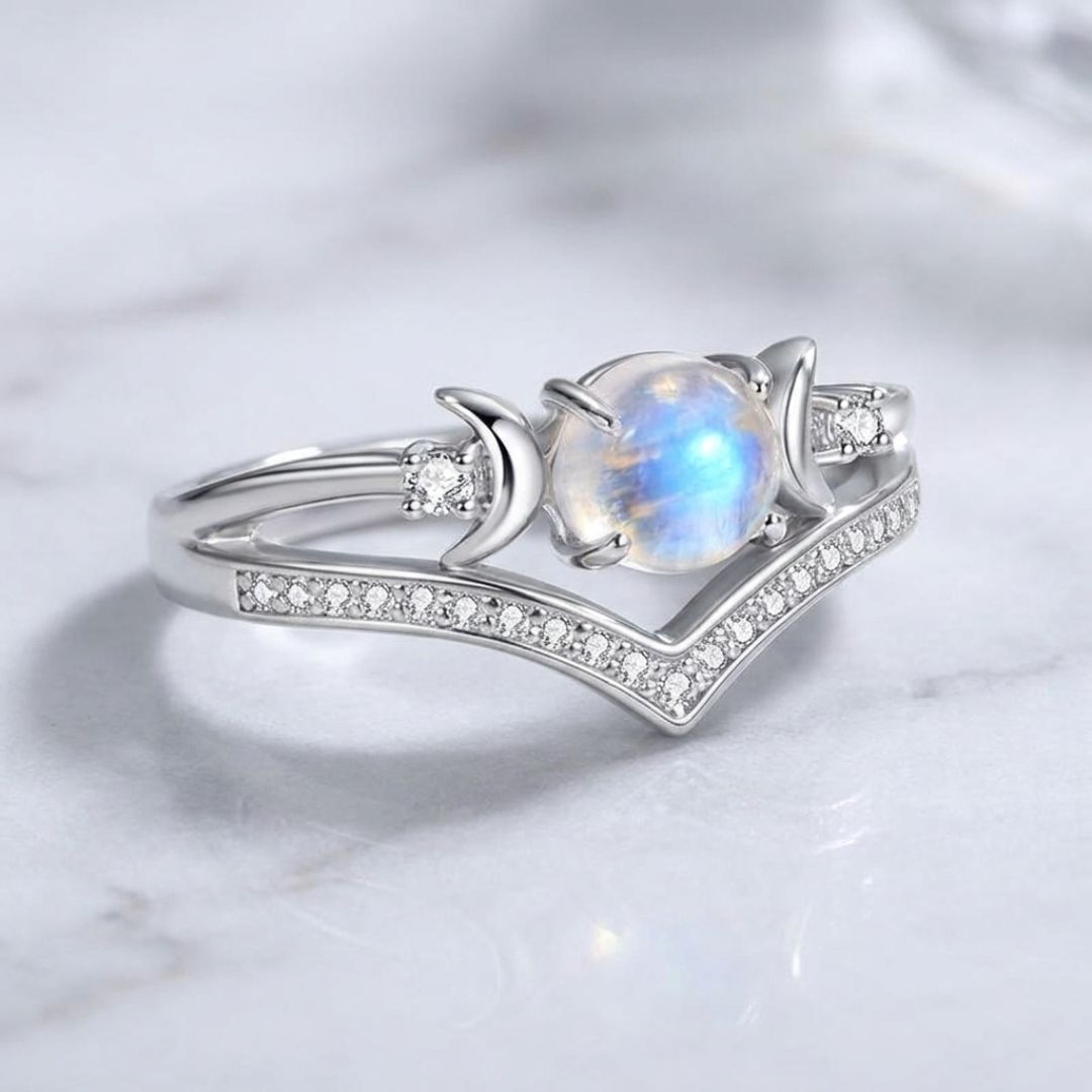 Triple Moon Protection Ring – Moonstone